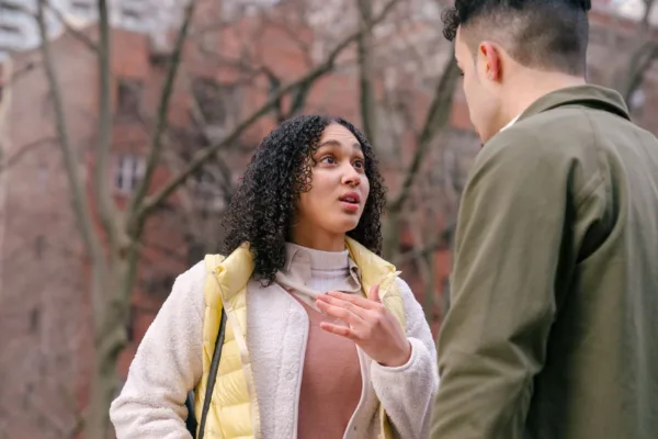 6 Signs That Your Girl Is Cheating On You