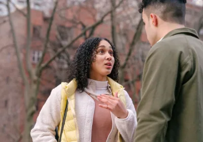 6 Signs That Your Girl Is Cheating On You