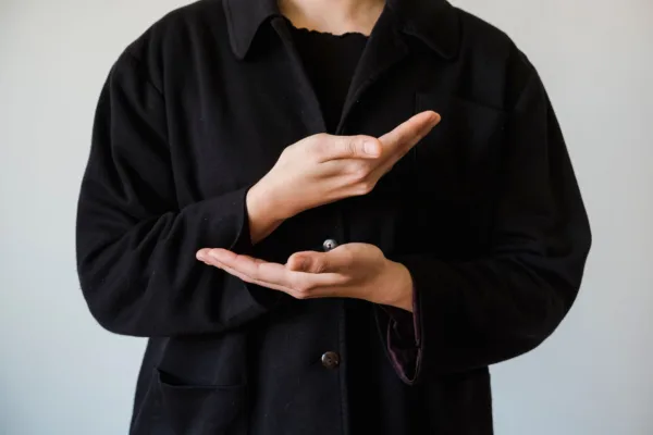 8 Body Language Signs That Your Man Is Truly In Love With You