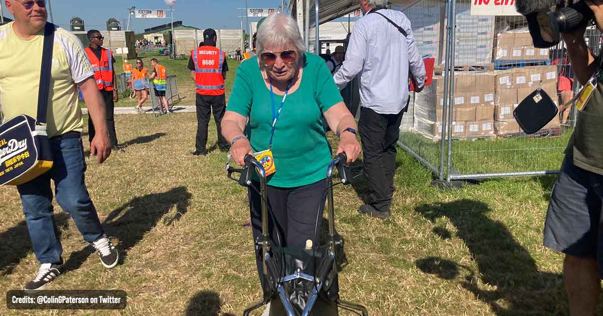 82-Year-Old Nanny Pat Attended The Glastonbury Festival Wearing Sunglasses And Holding Zimmer Frame