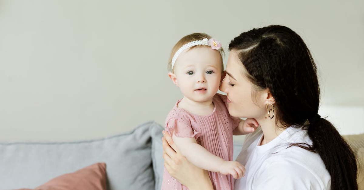 Furious Mum Got Her Daughter’s Favorite Daycare Teacher Fired Because She Kept Cuddling Her All Day