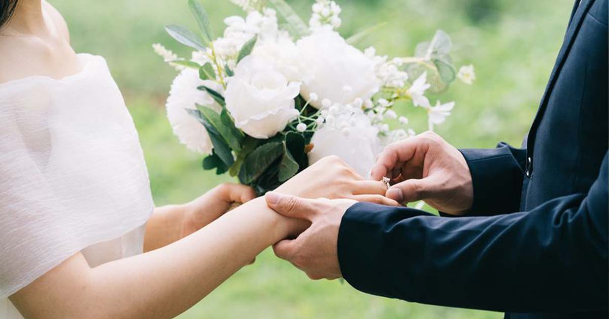 Man Left Heartbroken As Fiancée Wants to Ban His Daughter From Their Wedding