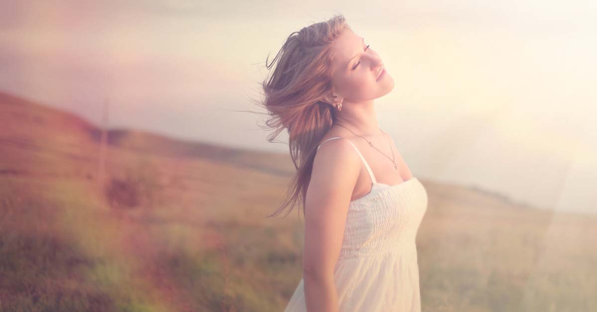 10 Physical Features That Attract Men The MOST