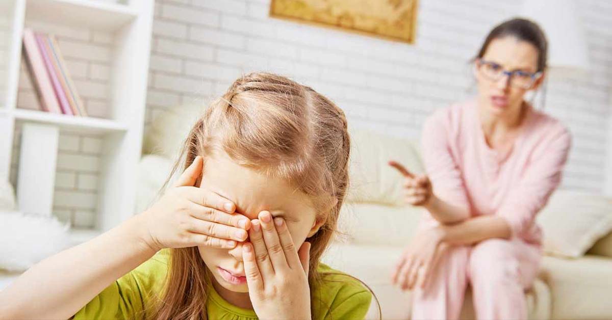 Psychologists Warn To Never Use These 10 Phrases When Talking To Your Child