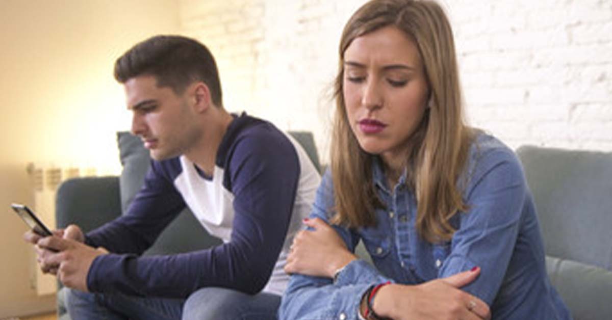 Harsh But True Signs He’s Done With The Relationship