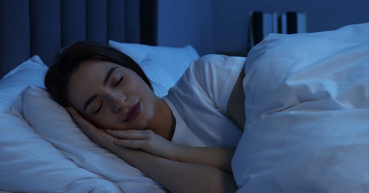 Women Need More Sleep Than Men Because Their Brains Work Harder, According To Science