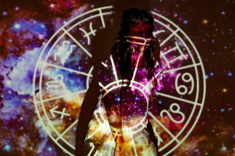 No Man Can Resist Women of These 3 Zodiac Signs