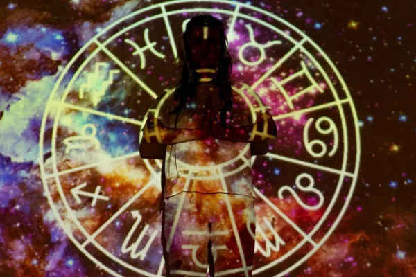 Weekly Love Horoscope, October 25: What Each Sign Should Expect